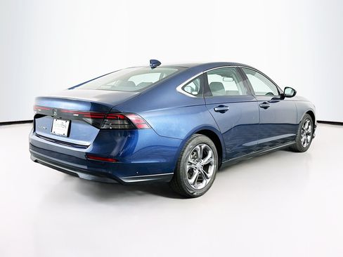 Used 2024 Honda Accord EX image 9