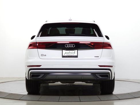 Used 2023 Audi Q8 Prestige AWD/4WD image 7