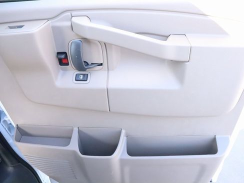 New 2025 GMC Savana 2500 Extended w/ Driver Convenience Package image 13