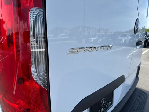 Certified 2025 Mercedes-Benz Sprinter 2500 image 12