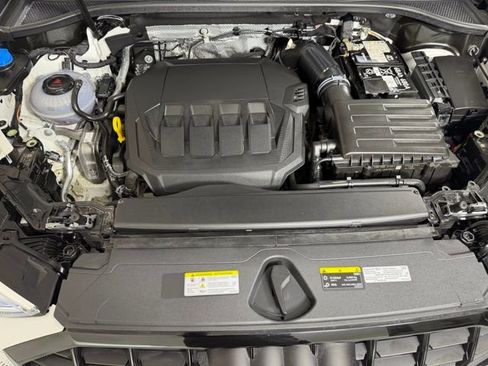 Used 2025 Audi Q3 2.0T Premium Plus w/ Premium Plus Package image 25