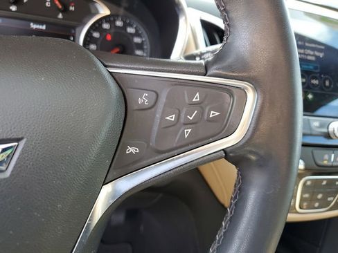 Used 2024 Chevrolet Equinox Premier image 22