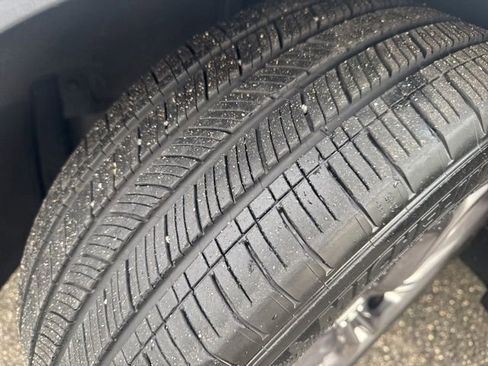 Used 2023 Honda Accord EX image 12