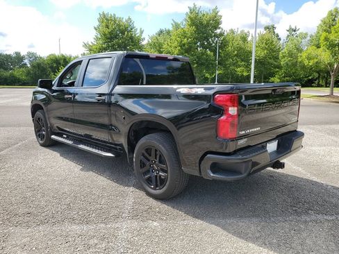 Used 2025 Chevrolet Silverado 1500 Custom AWD/4WD image 3