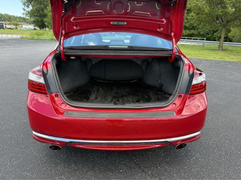 Used 2017 Honda Accord Sport Special Edition image 7