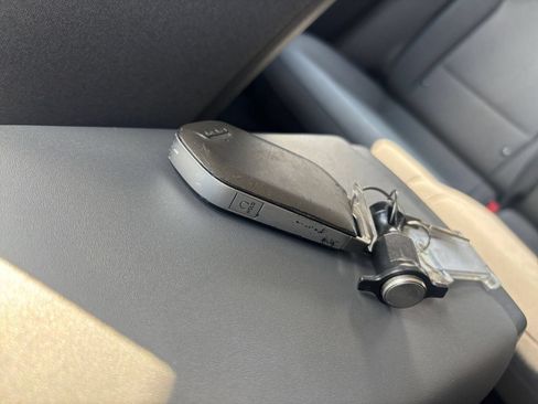 Used 2025 Kia K4 FWD image 19