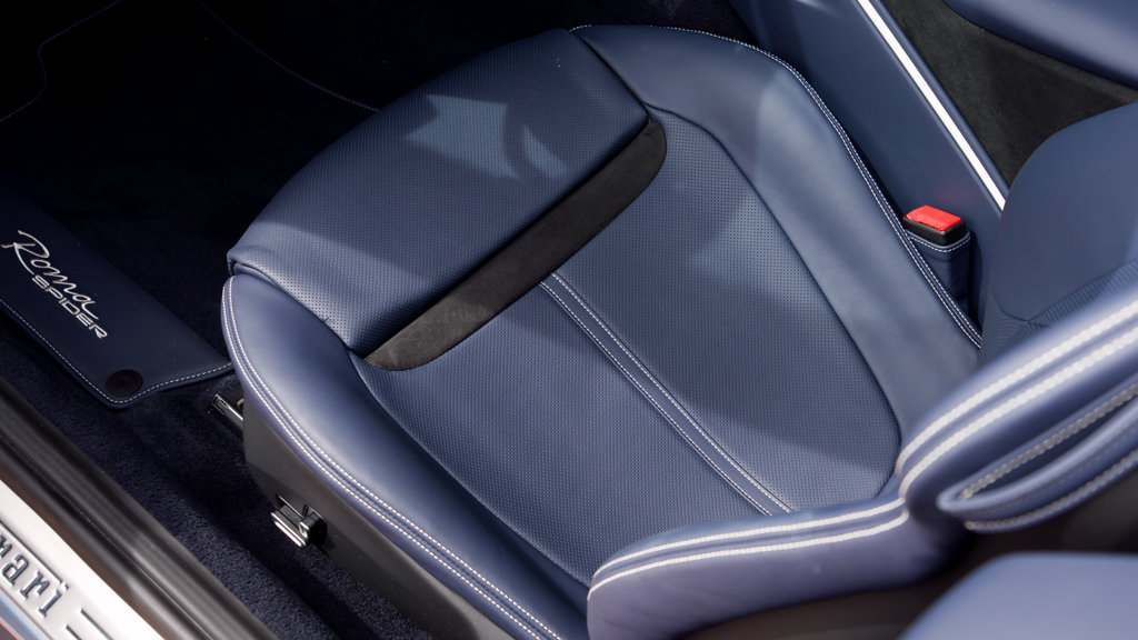 Certified 2026 Ferrari Roma Spider RWD image 16