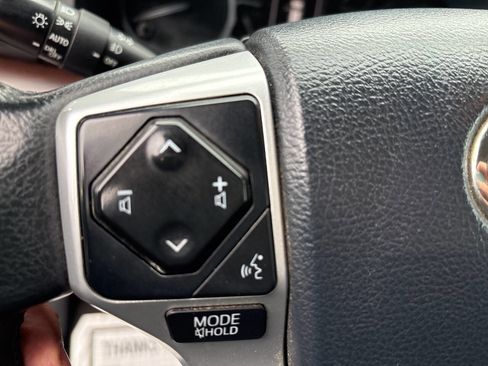 Used 2019 Toyota Tundra Limited w/ Limited Premium Package image 16