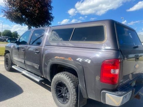 Used 2010 Chevrolet Silverado 1500 LT AWD/4WD image 6