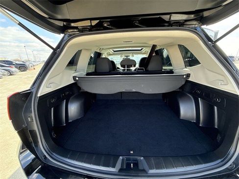 Used 2021 Subaru Forester Premium image 23