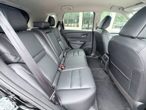 Used 2026 Nissan Rogue SL AWD/4WD image 27