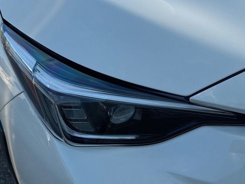 Used 2025 Subaru Crosstrek 2.5i Limited w/ Crosstrek Mirror Package image 40