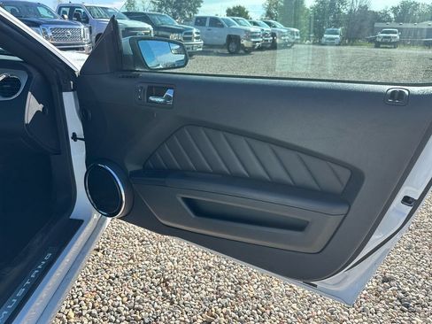 Used 2014 Ford Mustang Premium RWD image 13