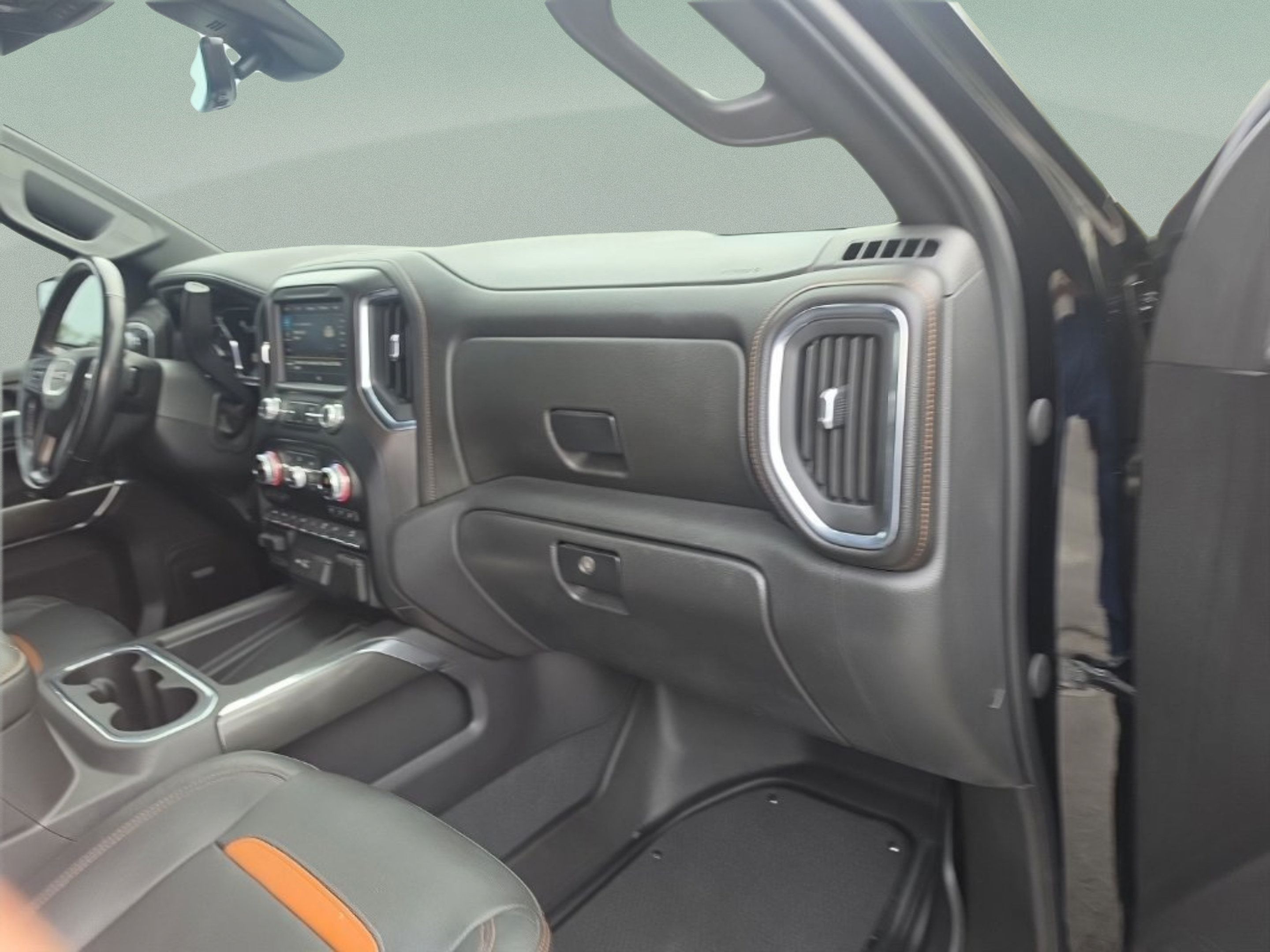 Used 2021 GMC Sierra 1500 AT4 w/ AT4 Value Package AWD/4WD image 27