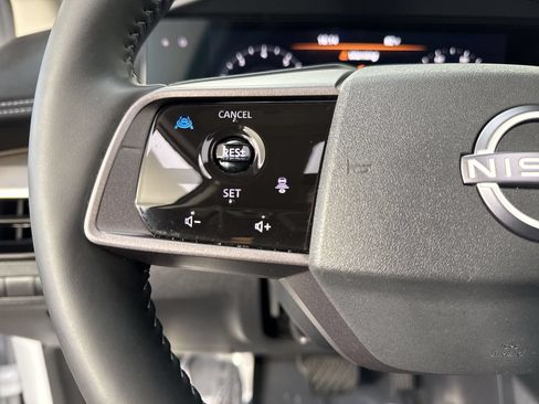 Used 2025 Nissan Murano SL w/ Cargo Package AWD/4WD image 13