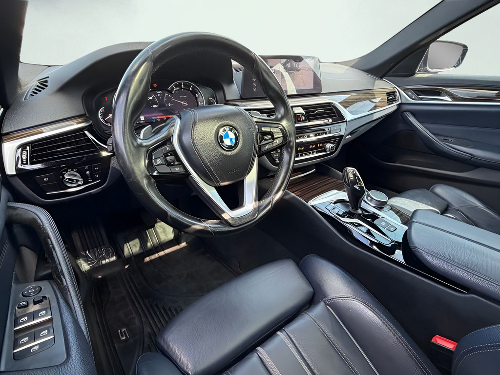Used 2017 BMW 540i RWD image 15
