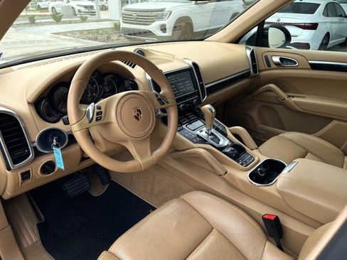 Used 2013 Porsche Cayenne Diesel AWD/4WD image 9