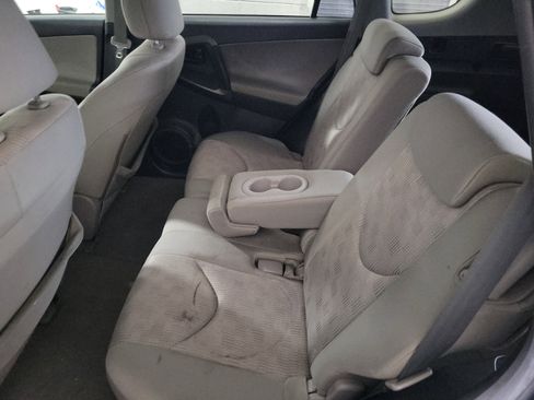 Used 2011 Toyota RAV4 4WD image 13