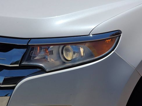 Used 2012 Ford Edge SEL FWD image 6