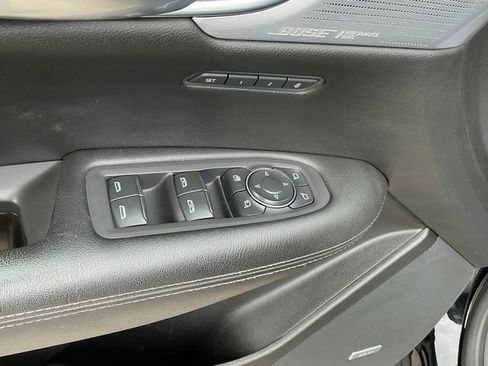Used 2021 Cadillac XT5 Premium Luxury AWD/4WD image 6