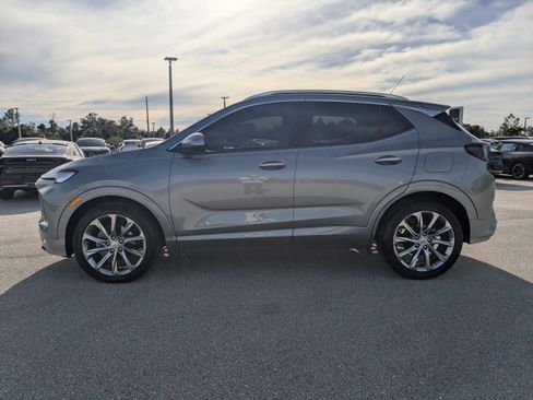 Used 2024 Buick Encore GX Avenir w/ Avenir Technology Package image 8
