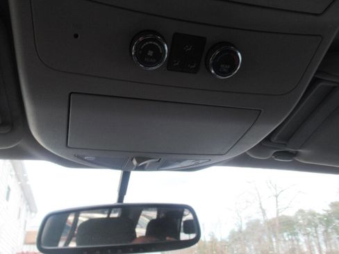 Used 2012 Nissan Armada SV image 41