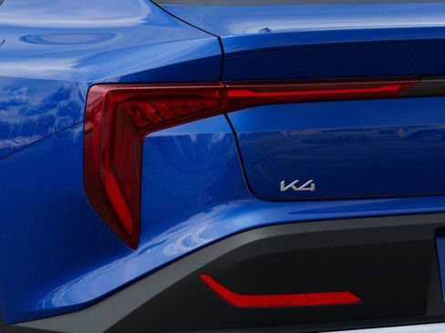New 2026 Kia K4 FWD image 11