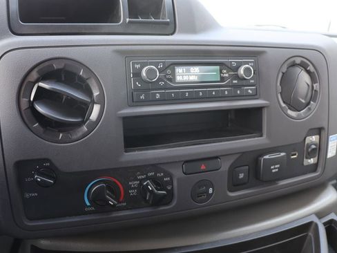 New 2025 Ford E-450 and Econoline 450 Super Duty w/ Power Equipment Group RWD image 21