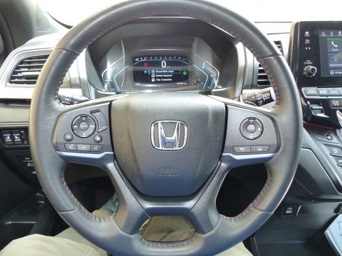 Used 2024 Honda Odyssey Sport image 44