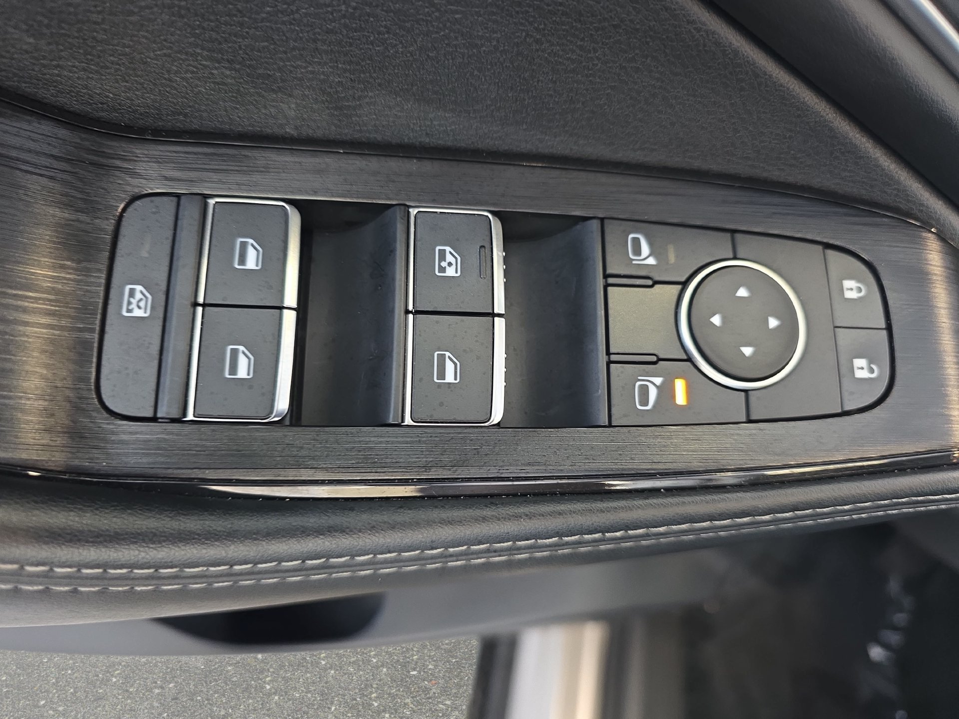 Used 2026 Nissan Rogue Platinum w/ Platinum Premium Package AWD/4WD image 27
