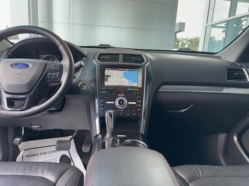 Used 2016 Ford Explorer Sport w/ Equipment Group 401A AWD/4WD image 31