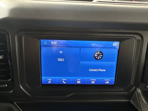 Used 2023 Ford Bronco Base image 14