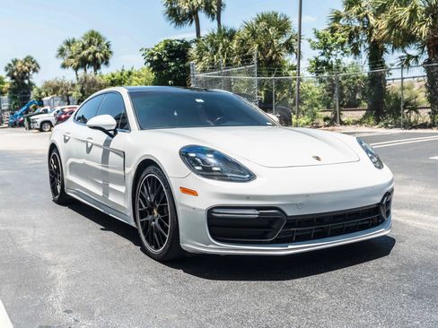 Used 2018 Porsche Panamera 4 AWD/4WD image 12