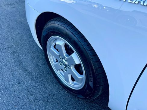 Used 2007 Toyota Prius image 12