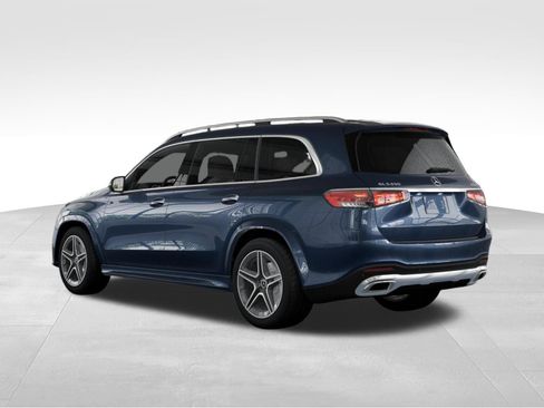 New 2026 Mercedes-Benz GLS 450 4MATIC image 32