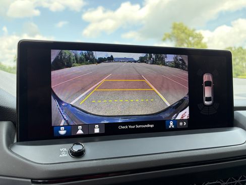 Used 2024 Honda Accord Touring image 18