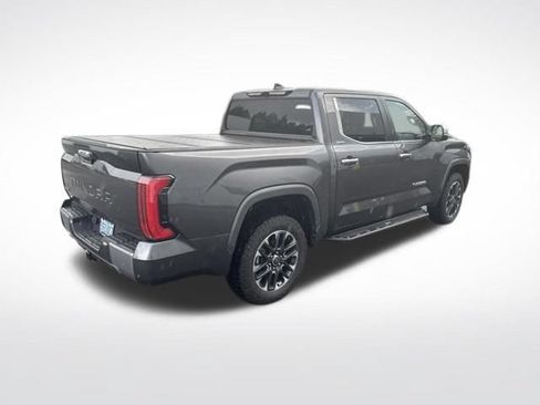 Used 2024 Toyota Tundra Limited AWD/4WD image 6