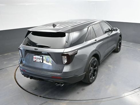 Used 2021 Ford Explorer ST w/ Equipment Group 401A AWD/4WD image 35