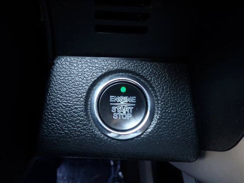 Certified 2020 Ford F150 Lariat AWD/4WD image 24