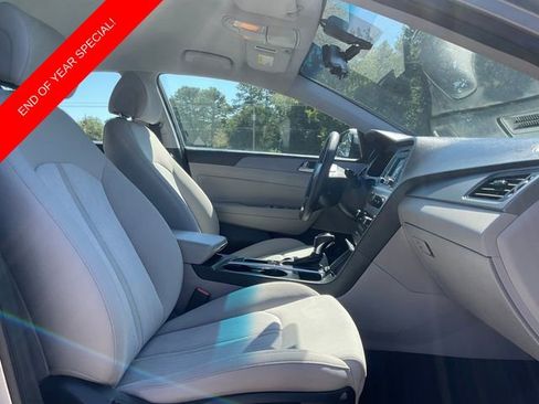 Used 2016 Hyundai Sonata SE image 14