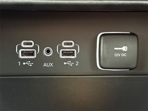 New 2025 Jeep Grand Cherokee Limited w/ Trailer Tow Package image 26