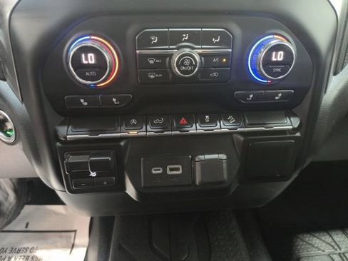 Used 2019 Chevrolet Silverado 1500 RST AWD/4WD image 25