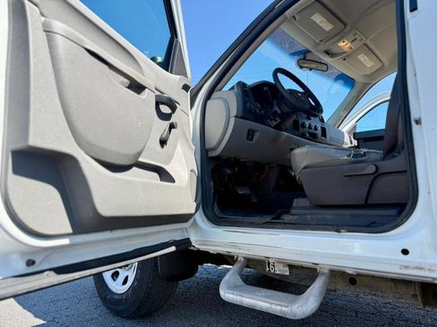 Used 2012 Chevrolet Silverado 3500 W/T image 20