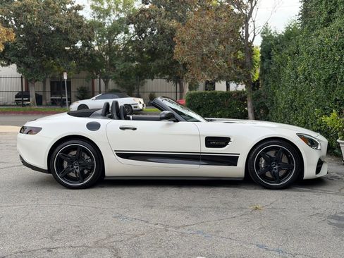 Used 2018 Mercedes-Benz AMG GT Roadster image 6