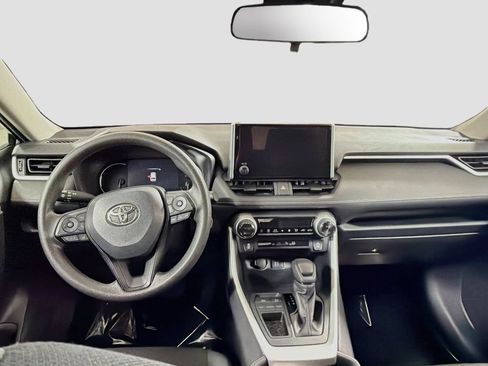 Used 2024 Toyota RAV4 XLE FWD image 21