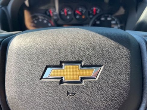 New 2026 Chevrolet Silverado 2500 Custom w/ Custom Value Package image 38