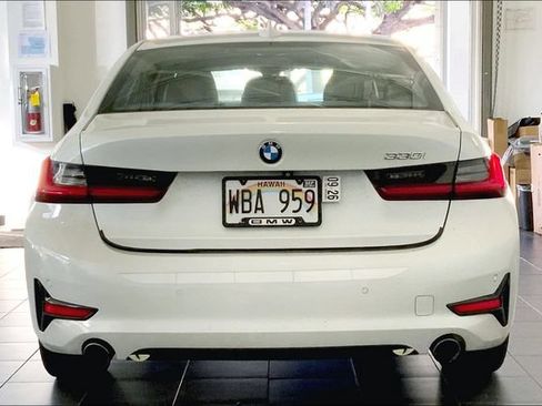 Used 2020 BMW 330i Sedan w/ Premium Package RWD image 4