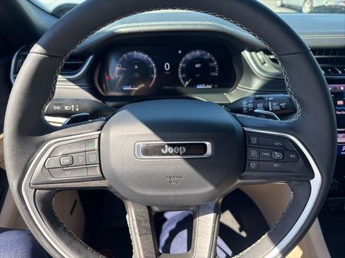 Certified 2024 Jeep Grand Cherokee Limited w/ Luxury Tech Group II RWD image 23