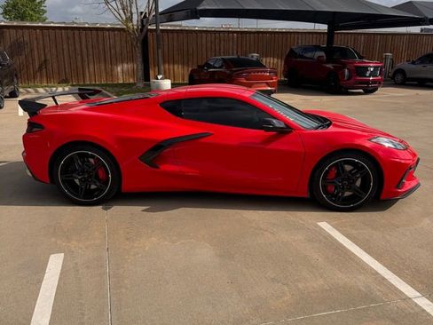 Used 2020 Chevrolet Corvette Stingray Premium Cpe w/ 3LT Preferred Equipment Group image 9