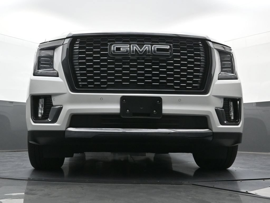 Used 2023 GMC Yukon Denali Ultimate AWD/4WD image 24